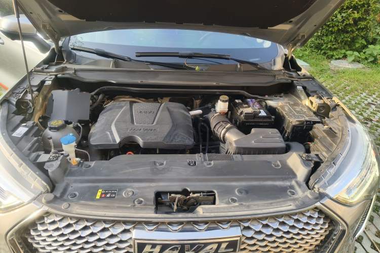 Used Haval JOLION 2021 1.5T Automatic Grand Three-Volume Version Engine Bay