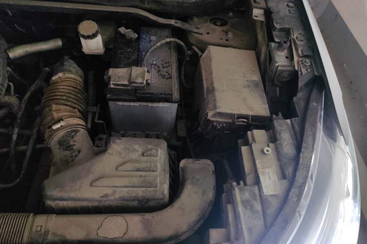 Used Haval JOLION 2021 1.5T Automatic Grand Three-Volume Version Engine Bay Left