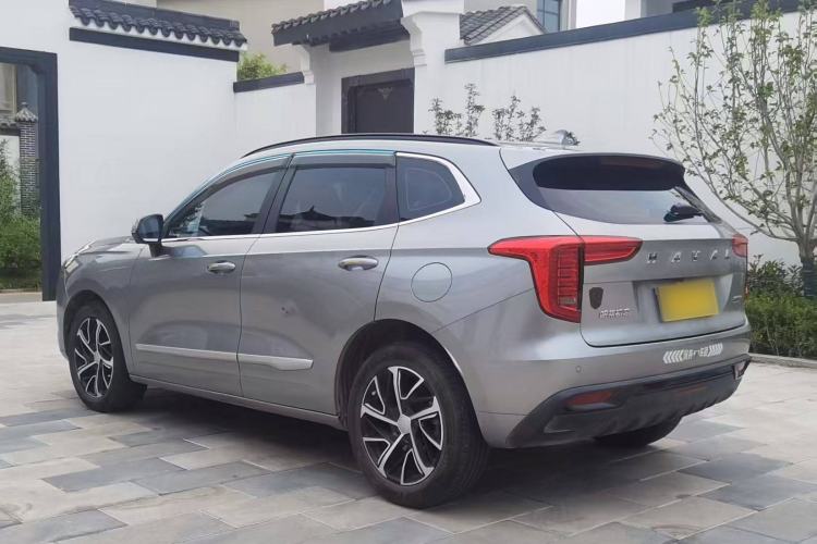 Used Haval JOLION 2021 1.5T Automatic Grand Three-Volume Version Exterior 4