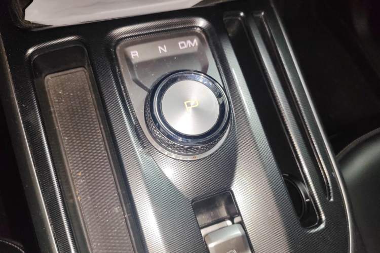 Used Haval JOLION 2021 1.5T Automatic Grand Three-Volume Version Gear Lever
