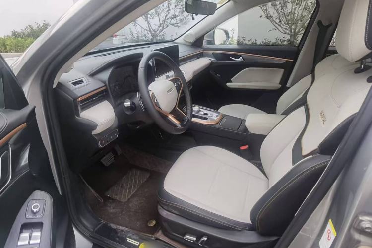 Used Haval JOLION 2021 1.5T Automatic Grand Three-Volume Version Interior 2