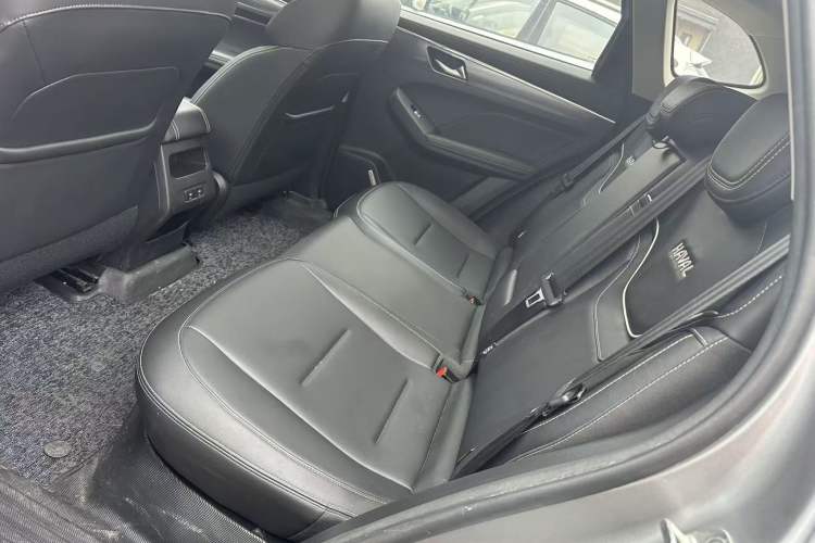Used Haval JOLION 2021 1.5T Automatic Grand Three-Volume Version Interior 2