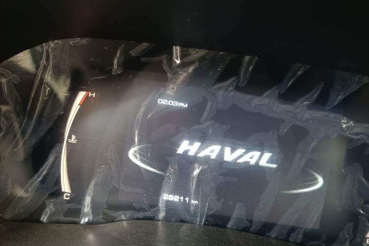 Used Haval JOLION 2021 1.5T Automatic Grand Three-Volume Version Odometer Close Up
