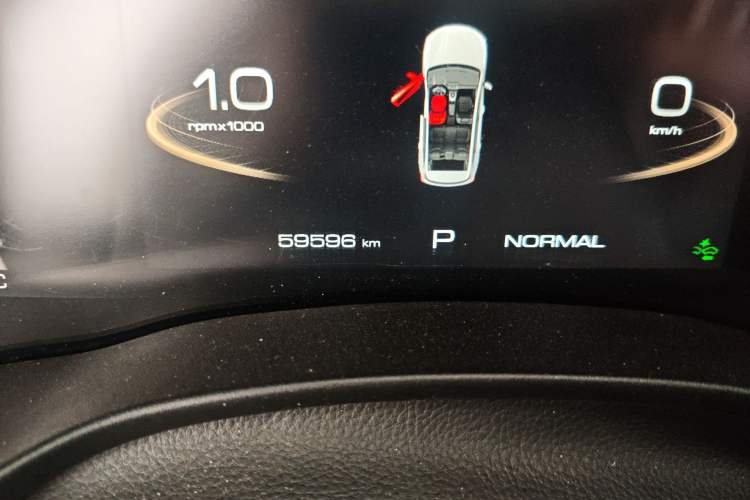 Used Haval JOLION 2021 1.5T Automatic Four-Door Version Odometer Close Up