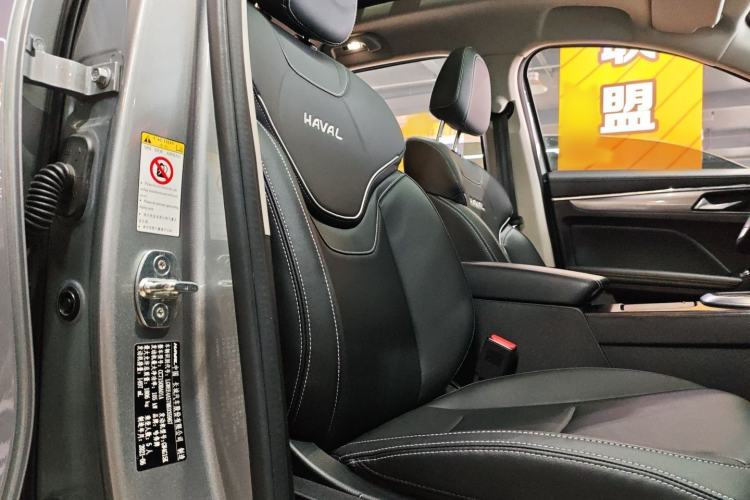 Used Haval JOLION 2021 1.5T Automatic Grand Three-Volume Version Right Front Seat