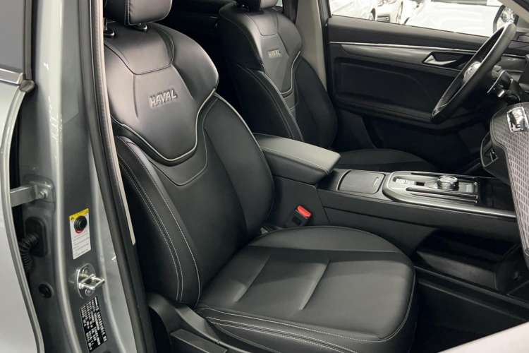Used Haval JOLION 2021 1.5T Automatic Four-Door Version Right Front Seat