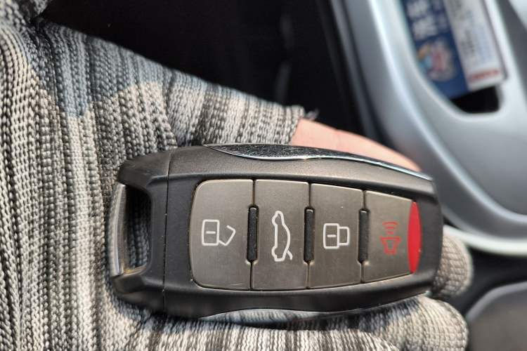 Used Haval JOLION 2021 1.5T Automatic Four-Door Version Vehicle Key