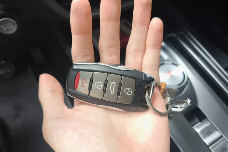 Used Haval JOLION 2021 1.5T Automatic Grand Three-Volume Version Vehicle Key