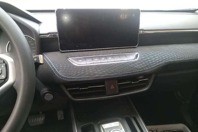 Used Haval JOLION 2021 1.5T Automatic Grand Edition Audio And AC Panel