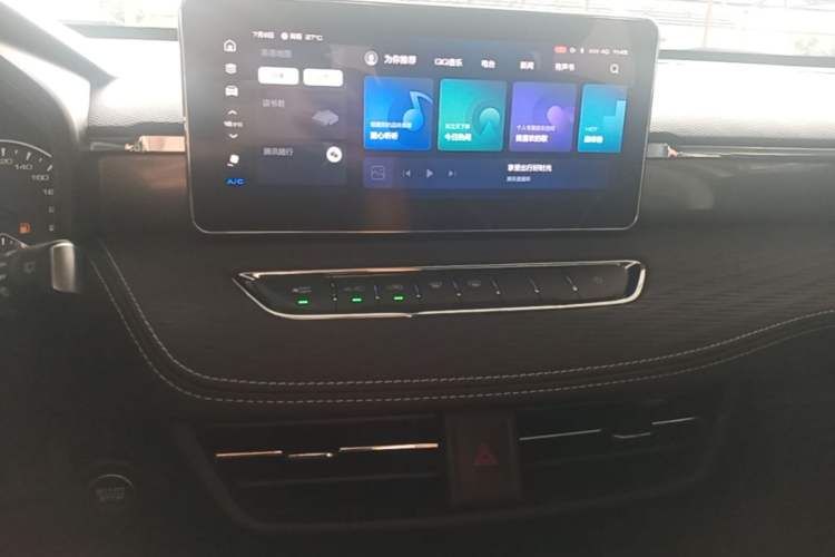 Used Haval JOLION 2021 1.5T Automatic Big Second Edition Audio And AC Panel
