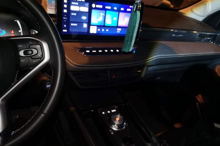 Used Haval JOLION 2021 1.5T Automatic Grand Three-Volume Version Audio And AC Panel