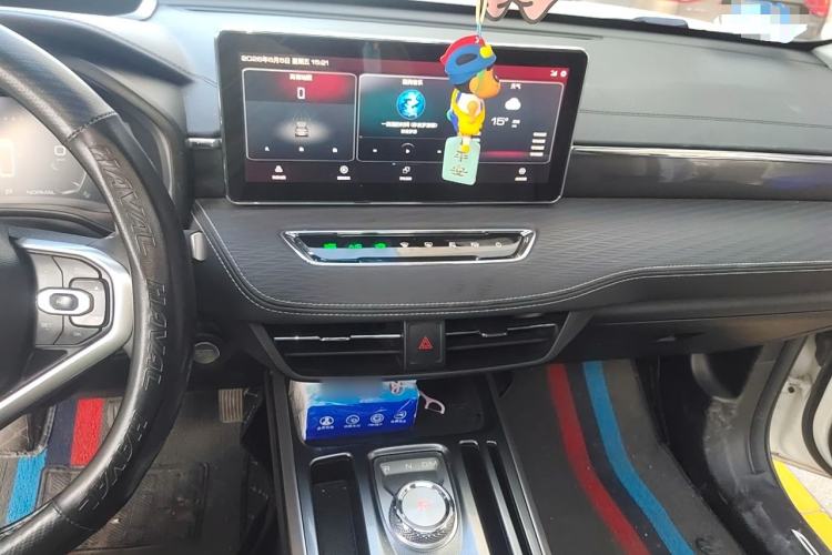 Used Haval JOLION 2021 1.5T Automatic Four-Door Version Audio And AC Panel
