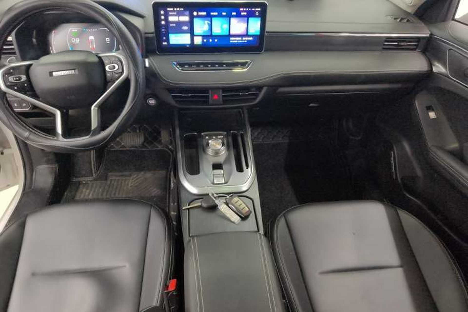 Used Haval JOLION 2021 1.5T Automatic Grand Three-Volume Version Center Console