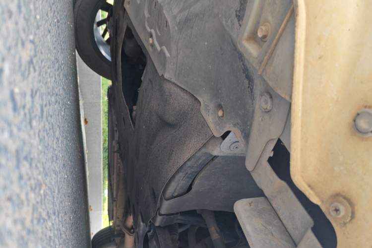 Used Haval JOLION 2021 1.5T Automatic Grand Three-Volume Version Chassis Front Left