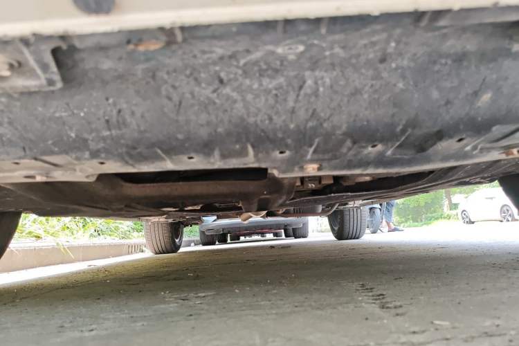 Used Haval JOLION 2021 1.5T Automatic Four-Door Version Chassis Front
