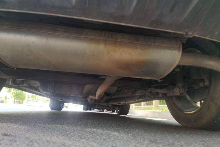 Used Haval JOLION 2021 1.5T Automatic Four-Door Version Chassis Rear