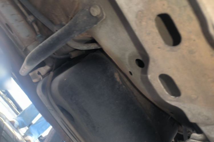 Used Haval JOLION 2021 1.5T Automatic Four-Door Version Chassis Rear Left