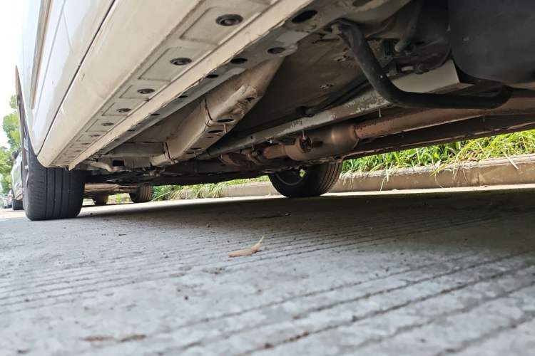 Used Haval JOLION 2021 1.5T Automatic Four-Door Version Chassis Rear Left