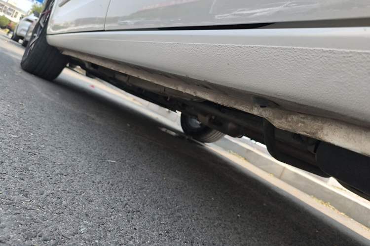 Used Haval JOLION 2021 1.5T Automatic Grand Three-Volume Version Chassis Rear Left