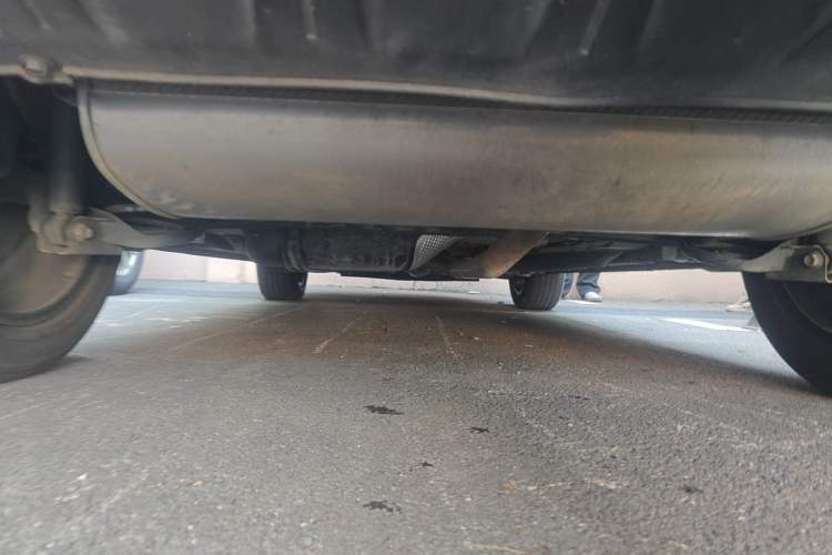 Used Haval JOLION 2021 1.5T Automatic Four-Door Version Chassis Rear