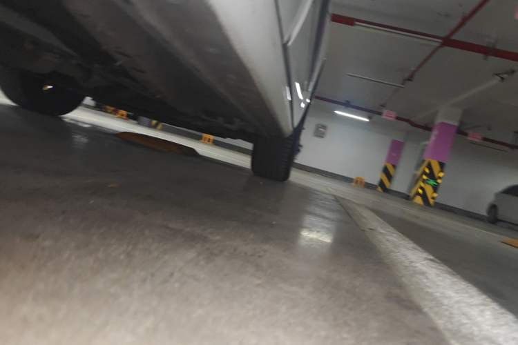 Used Haval JOLION 2021 1.5T Automatic Grand Three-Volume Version Chassis Rear Right