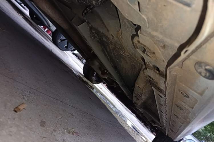 Used Haval JOLION 2021 1.5T Automatic Four-Door Version Chassis Rear Right