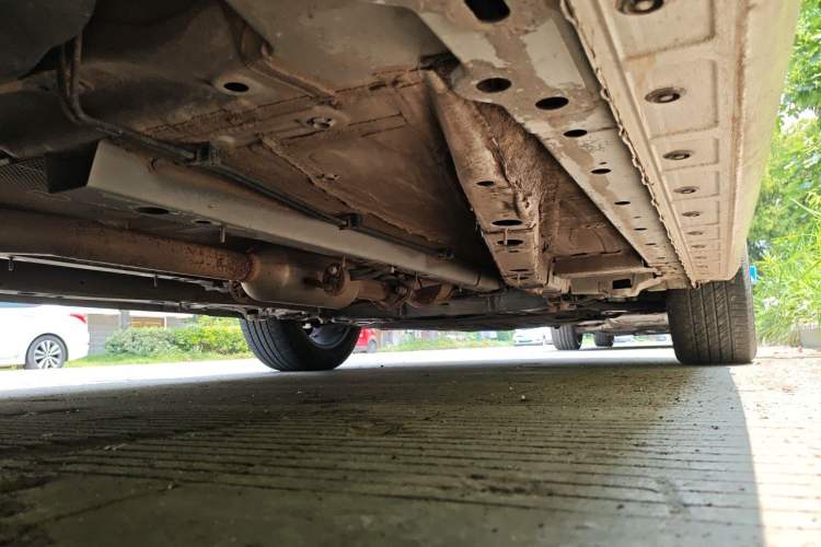 Used Haval JOLION 2021 1.5T Automatic Four-Door Version Chassis Rear Right