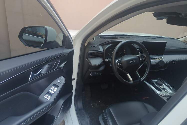 Used Haval JOLION 2021 1.5T Automatic Four-Door Version Driver Seat