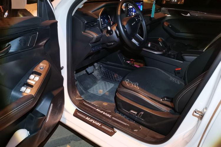 Used Haval JOLION 2021 1.5T Automatic Grand Three-Volume Version Driver Seat