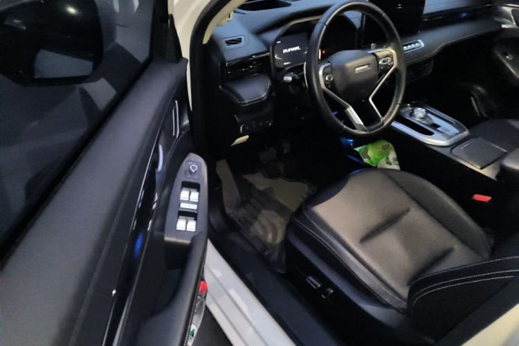 Used Haval JOLION 2021 1.5T Automatic Four-Door Version Driver Seat
