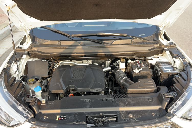 Used Haval JOLION 2021 1.5T Automatic Four-Door Version Engine Bay