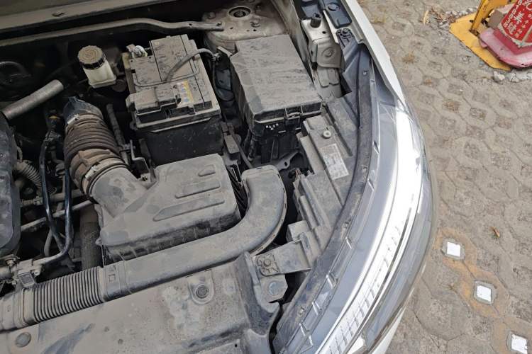 Used Haval JOLION 2021 1.5T Automatic Grand Three-Volume Version Engine Bay Left