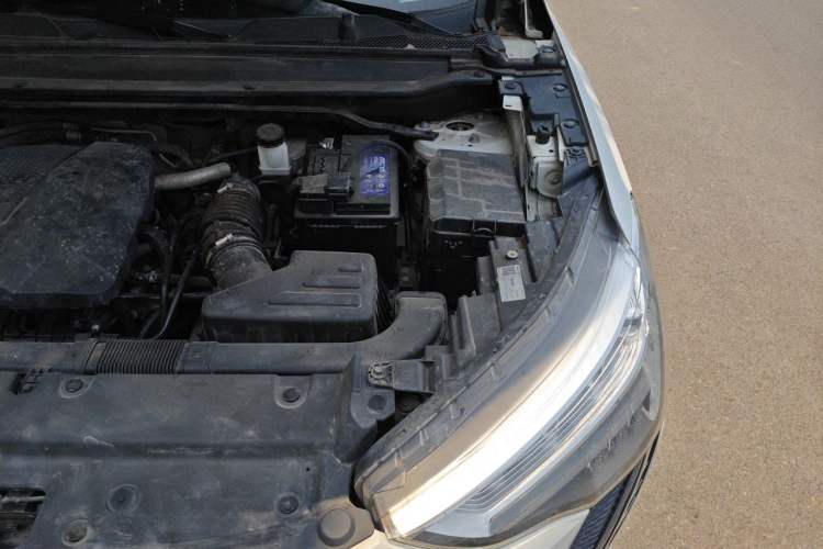 Used Haval JOLION 2021 1.5T Automatic Grand Three-Volume Version Engine Bay Left