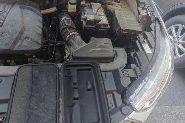 Used Haval JOLION 2021 1.5T Automatic Four-Door Version Engine Bay Left