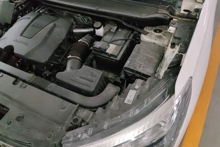 Used Haval JOLION 2021 1.5T Automatic Grand Three-Volume Version Engine Bay Left