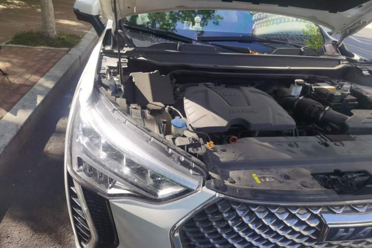 Used Haval JOLION 2021 1.5T Automatic Four-Door Version Engine Bay Right