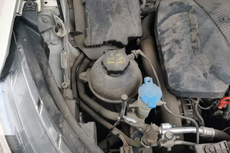 Used Haval JOLION 2021 1.5T Automatic Big Second Edition Engine Bay Right
