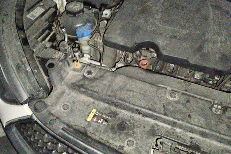 Used Haval JOLION 2021 1.5T Automatic Four-Door Version Engine Bay Right