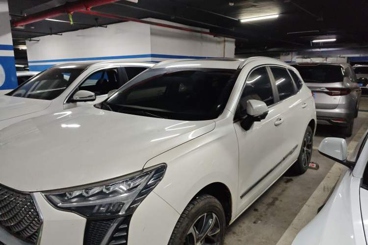 Used Haval JOLION 2021 1.5T Automatic Grand Three-Volume Version Exterior 2