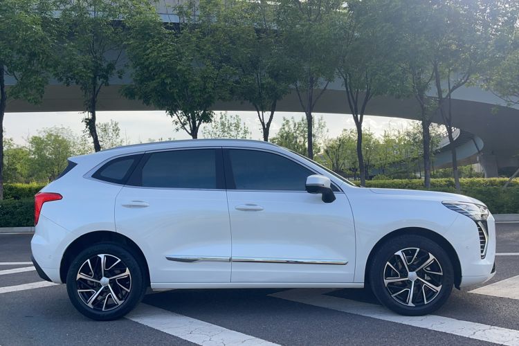 Used Haval JOLION 2021 1.5T Automatic Four-Door Version Exterior 2