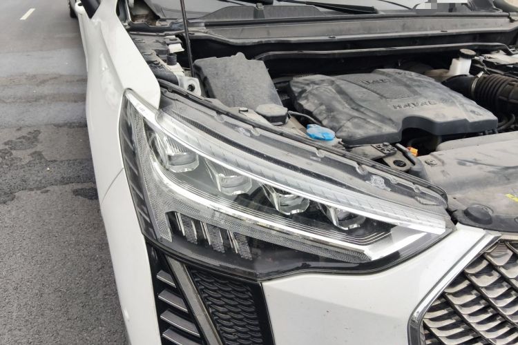 Used Haval JOLION 2021 1.5T Automatic Four-Door Version Exterior 3