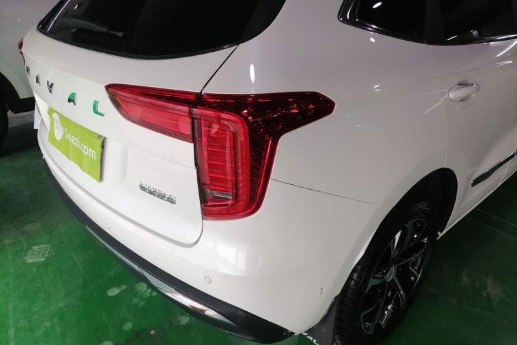 Used Haval JOLION 2021 1.5T Automatic Four-Door Version Exterior 3
