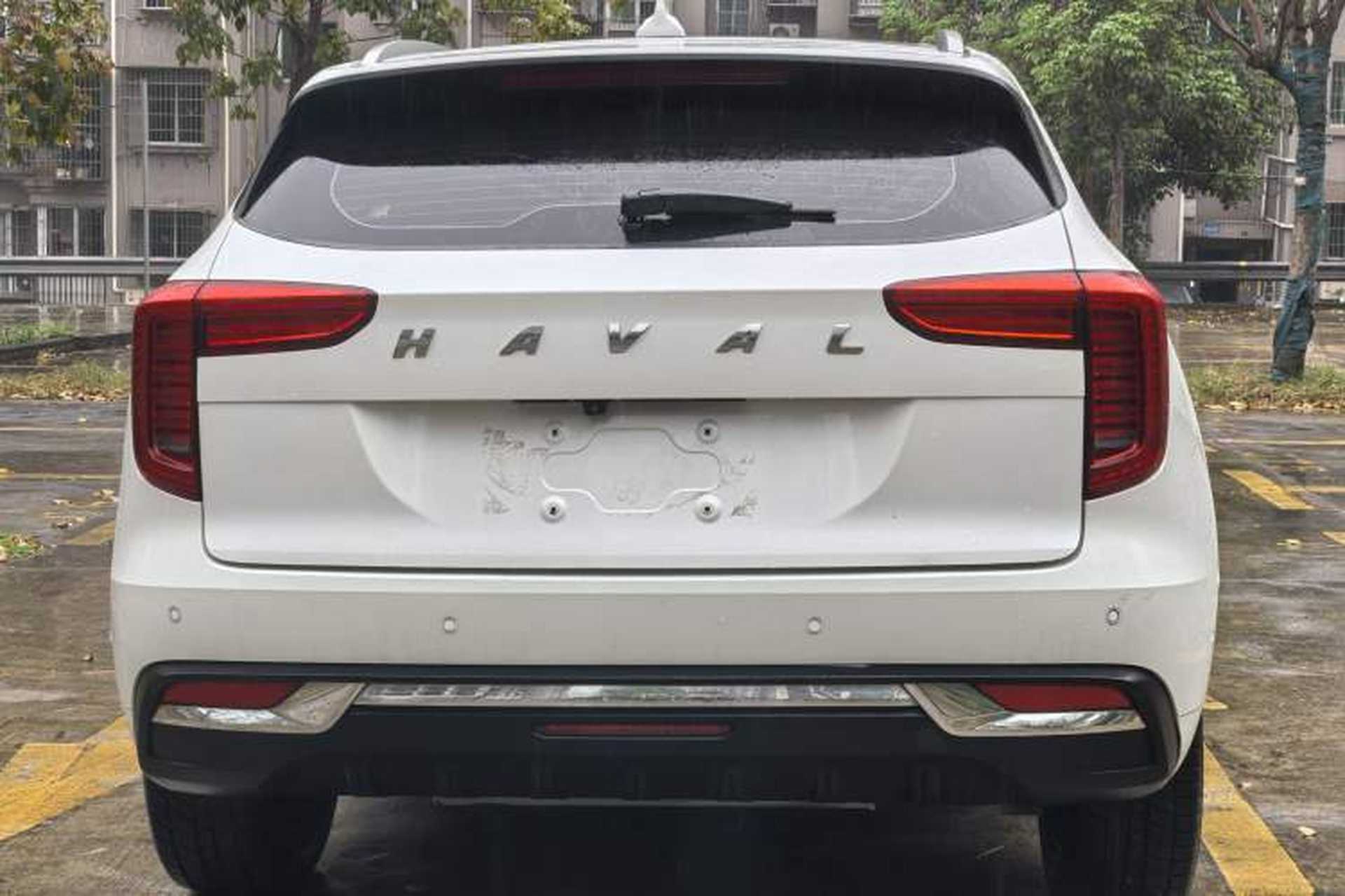 Used Haval JOLION 2021 1.5T Automatic Four-Door Version Exterior 4