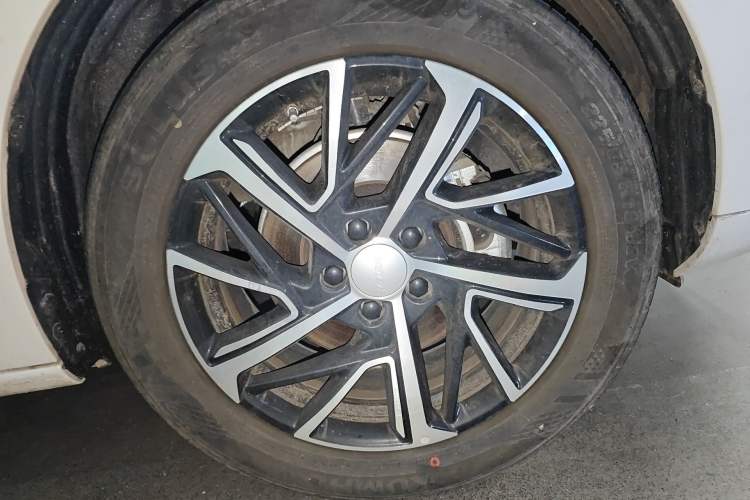 Used Haval JOLION 2021 1.5T Automatic Grand Three-Volume Version Exterior 7