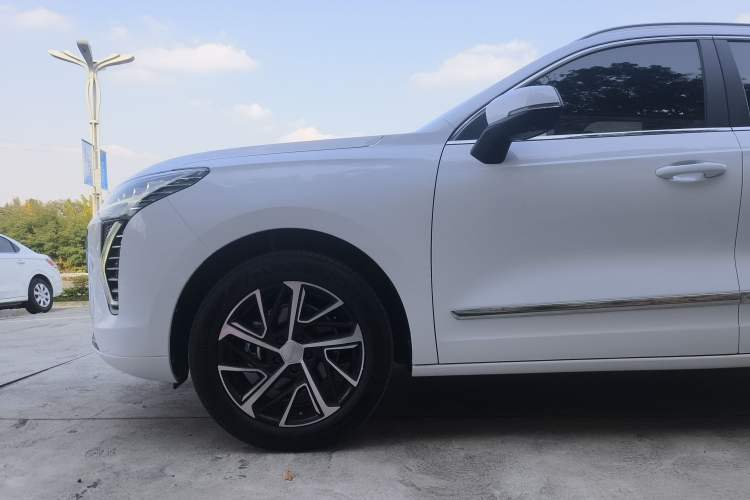 Used Haval JOLION 2021 1.5T Automatic Grand Three-Volume Version Exterior 9
