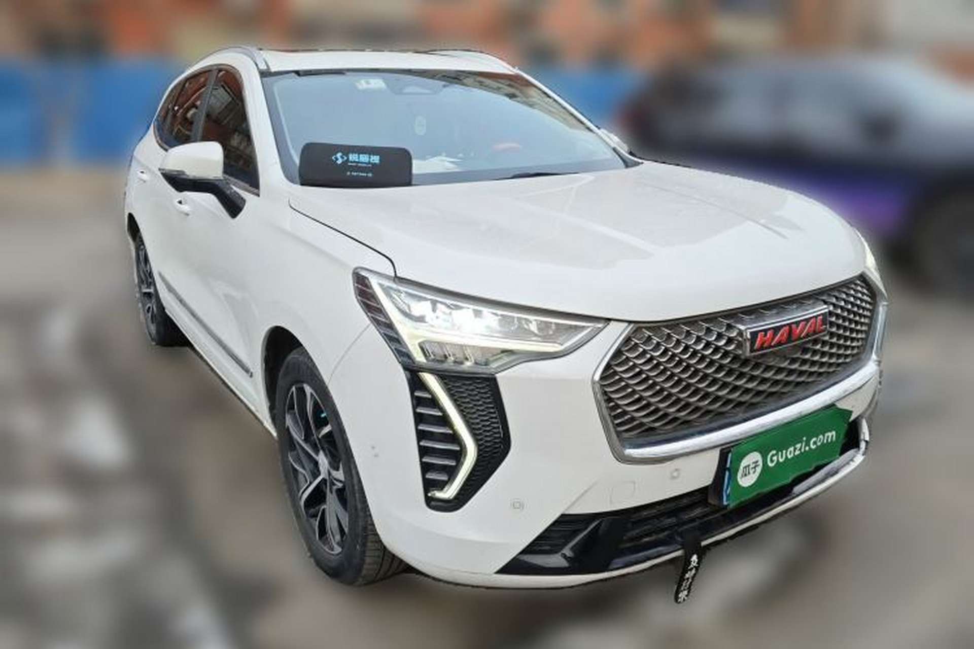Used Haval JOLION 2021 1.5T Automatic Four-Door Version Front Right 45 Deg