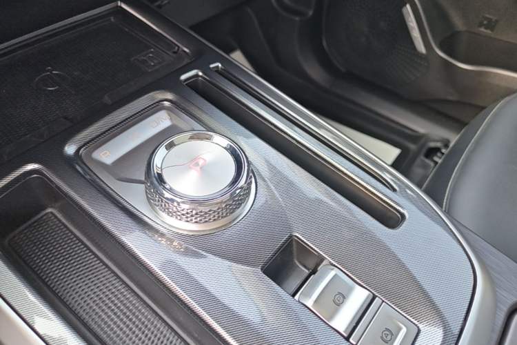 Used Haval JOLION 2021 1.5T Automatic Four-Door Version Gear Lever