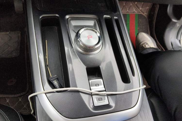 Used Haval JOLION 2021 1.5T Automatic Four-Door Version Gear Lever