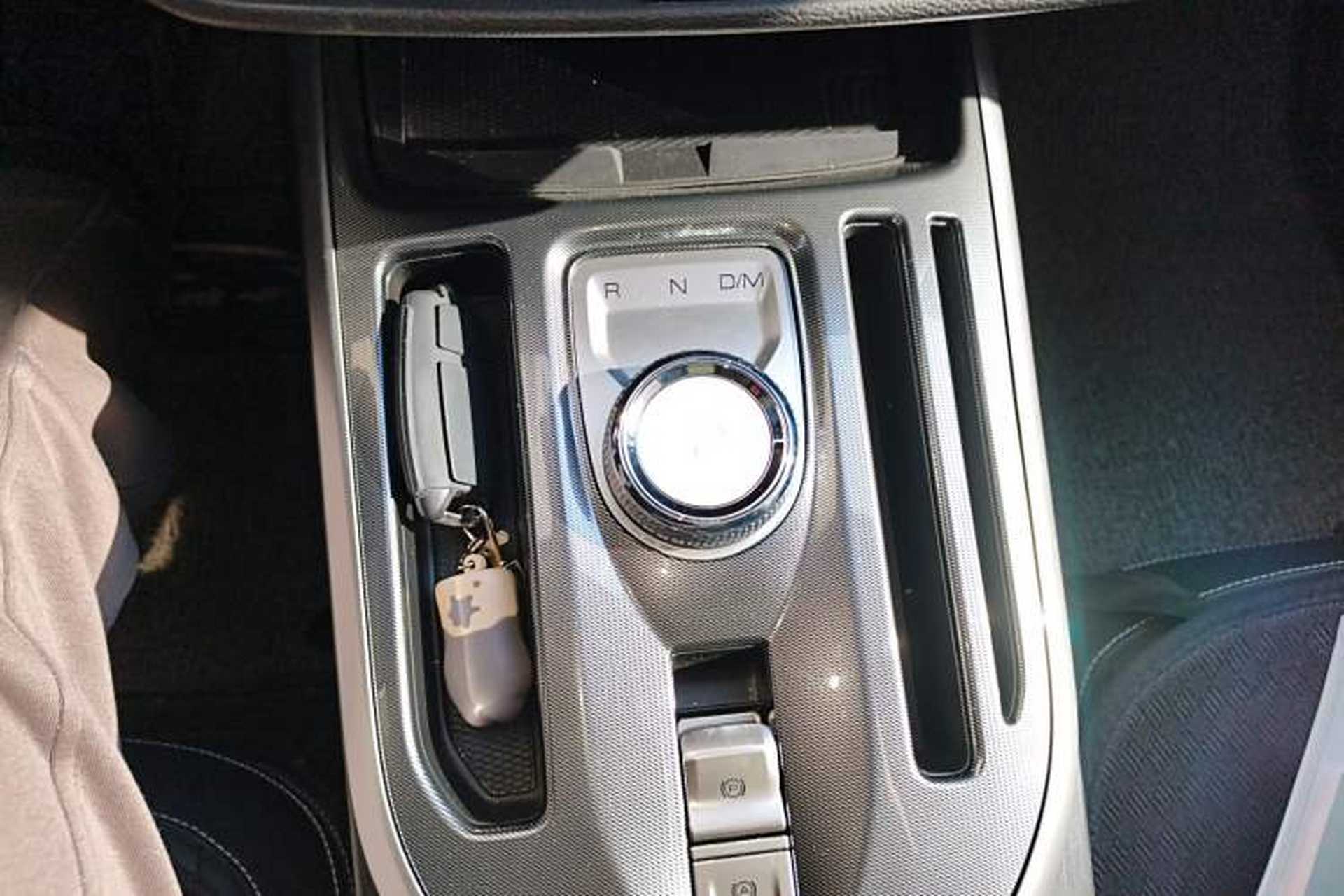 Used Haval JOLION 2021 1.5T Automatic Four-Door Version Gear Lever