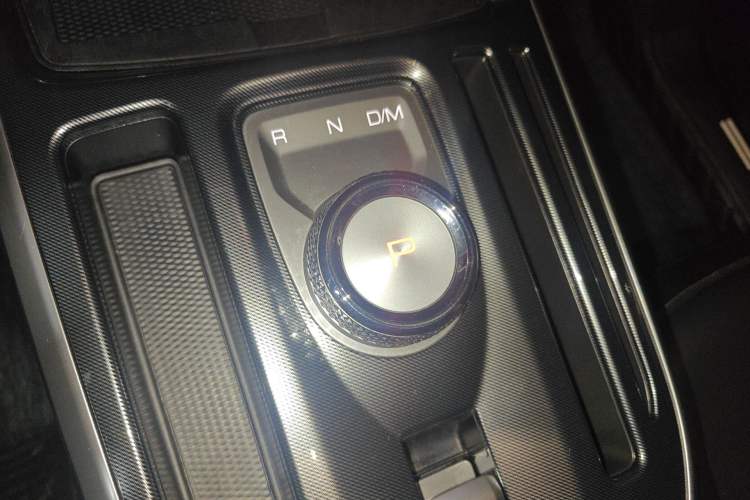 Used Haval JOLION 2021 1.5T Automatic Grand Three-Volume Version Gear Lever